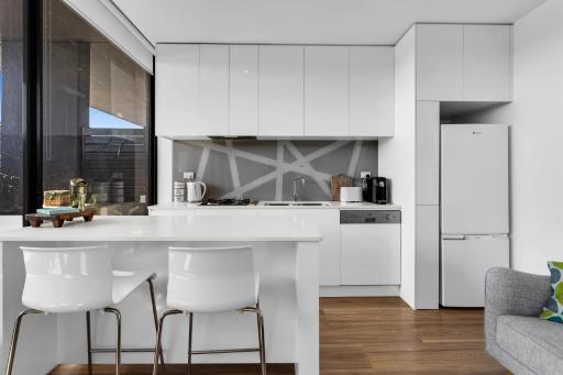 Travel Proud Essendon North Sanctuary by Ready Set Stay - Housity