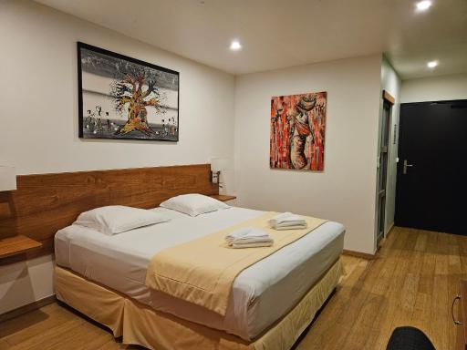 SAS CLP - La Marina - Housity