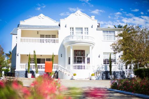Herberg Manor - Housity