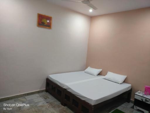 Aditya Home Stay - Housity