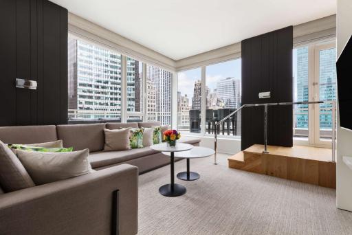 Andaz 5th Avenue, By Hyatt - Housity