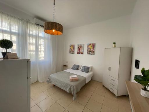 Godson Guest House down town - Housity