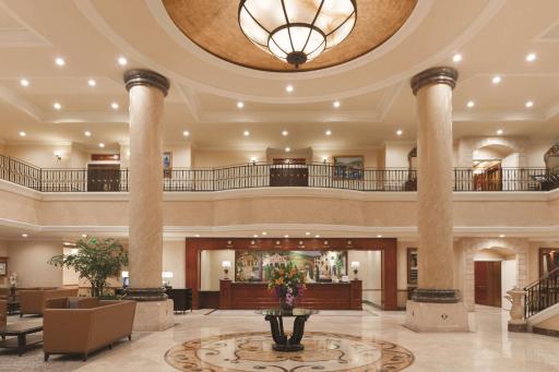 Hilton Los Angeles/San Gabriel - Housity