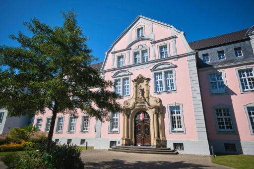 Historisches Deluxe Apartment im Marianum - Housity