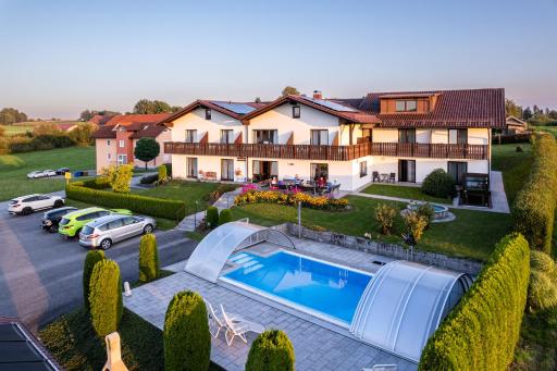 Pension Ambros - Housity