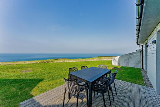 18 - 3 Bedroom Cottage - LP - Housity