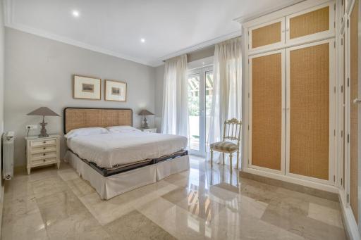 Apartamento Los Tilos & Parking & Piscina - Hizvo