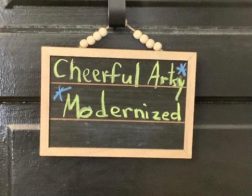Detroit Cheerful Artsy Modernized Private Room - Housity