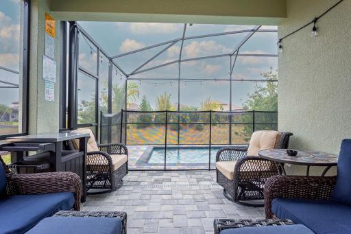 Disney Magic Palm Tree Villa - Housity