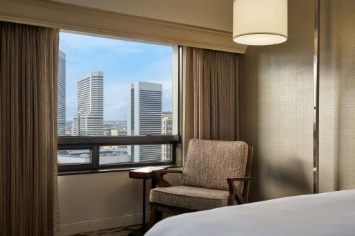 Hilton Denver City Center - Housity