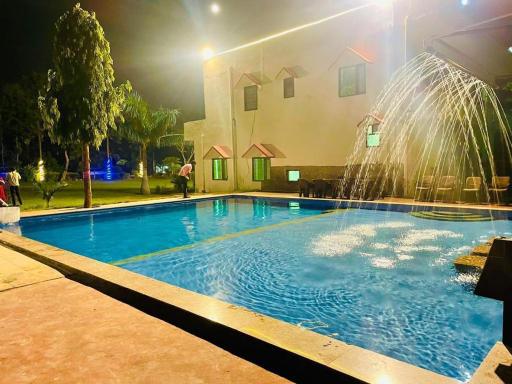 Gurugram farm house delhi road villa 5bhk - Housity