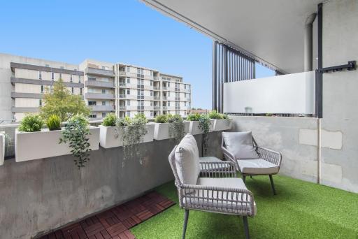 Preston - Entire Unit with 2 beds 2 baths - Housity