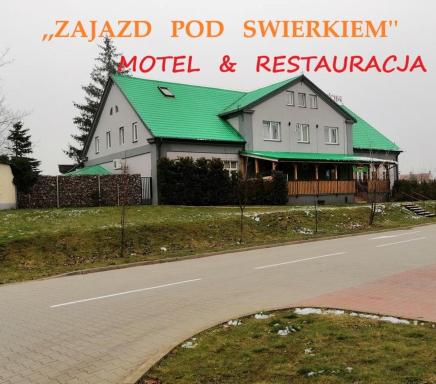 Zajazd Pod Świerkiem - Housity