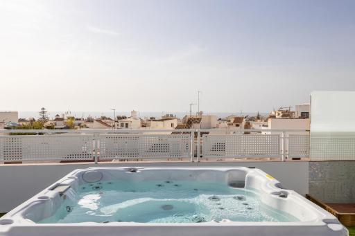 Terraza Mar y Montaña - Housity