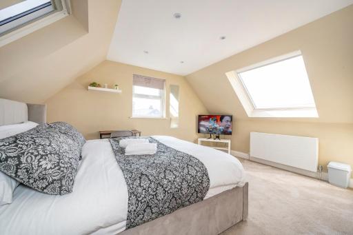 *RA7C* For your most relaxed & Cosy stay + Free Parking + Free Fast WiFi * - Housity
