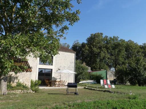 Les Chouettes Blanches - Housity