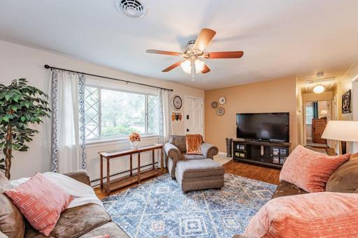 Kelly's Comfortable Quinton Home - Housity