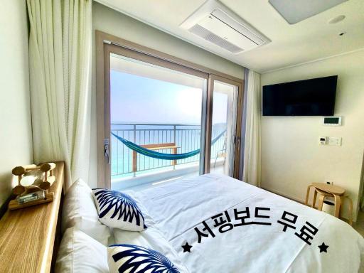 SurfingStay - Housity