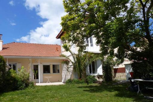 VILLA BLANCHE à ARES - Housity