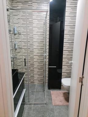 Porodicno-poslovni udoban stan - Housity