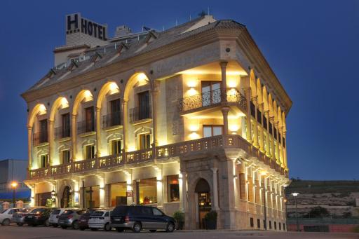 Hotel Campos de Baeza - Hizvo