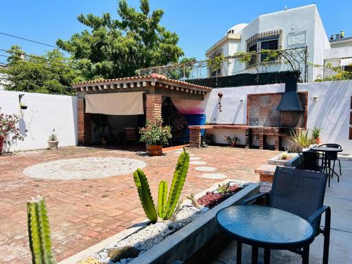 Meson del capitan 8 depa en el centro! - Housity