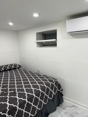 Basement Apt Z1 - Housity
