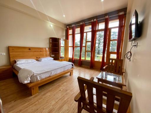 Hotel Mansarovar Inn - Housity
