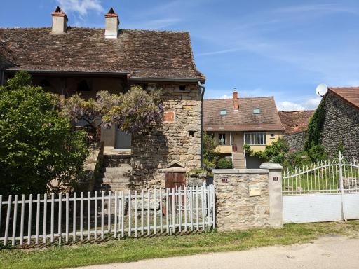 Les Glycines - Collection of 3 houses to sleep 12 - Housity
