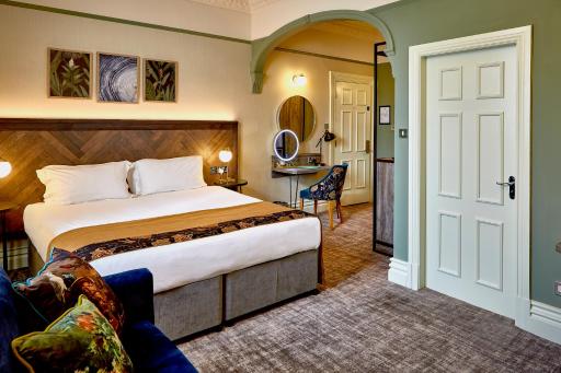 Alderley Edge Hotel - Housity