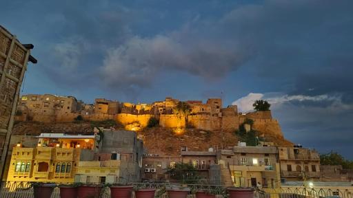 Mirvana Guest House & Camel safari - Housity