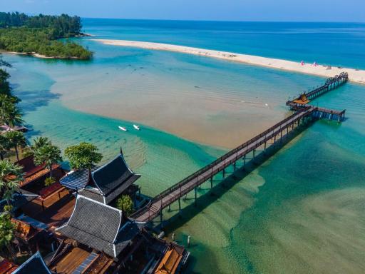 The Hotspring Beach Resort & Spa - SHA Extra Plus - Housity