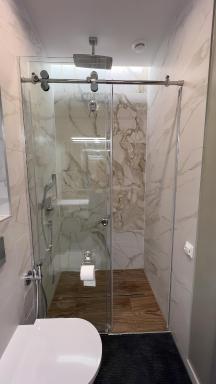 The SiXth - Self Check-in - Housity