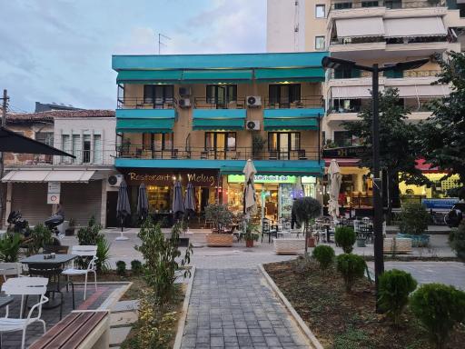 My Rooms Hotel & Bar - Housity