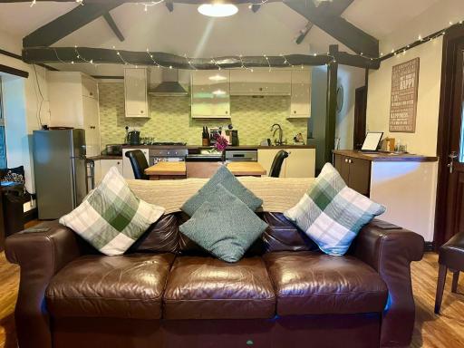Crag End Cottage, Rogerscale, Nr Cockermouth - Housity