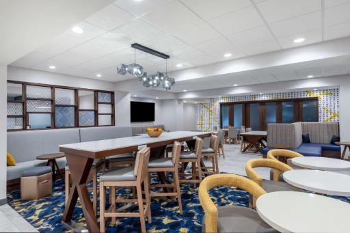 Hampton Inn Albertville, Al - Housity