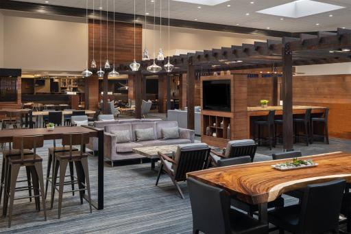 Cleveland Marriott East - Housity