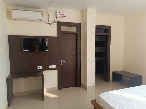 Hotel Welcome Tower - Housity