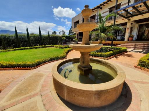 Alojamiento El Pliosaurio - Housity