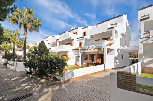 Carrajolilla Sancti petri - Housity