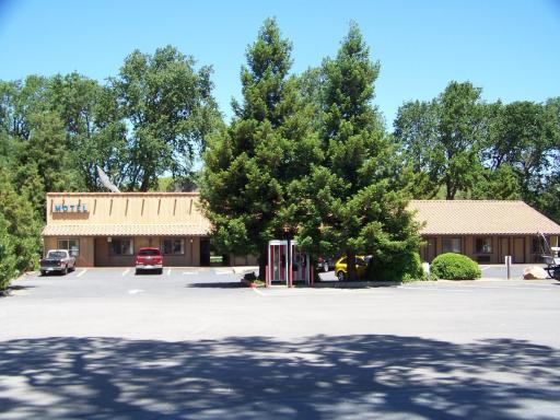 Creekside Lodge - Housity
