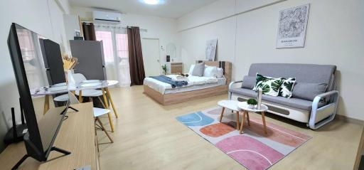 New Renovated room near DMK/BTS/Impact/Government - Housity