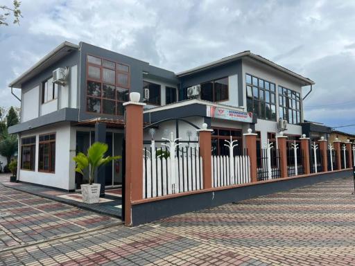 WAWA HOTEL - Housity