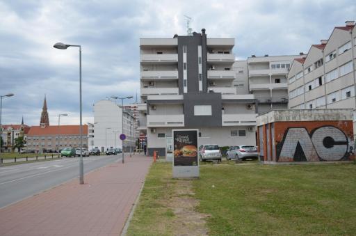 Apartment Viktor,parking - Housity