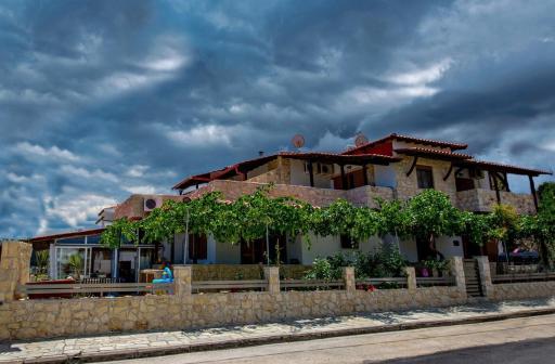 Sarti Paradise - Housity