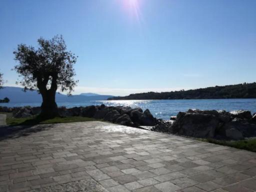 La Benny delle Meraviglie - Housity