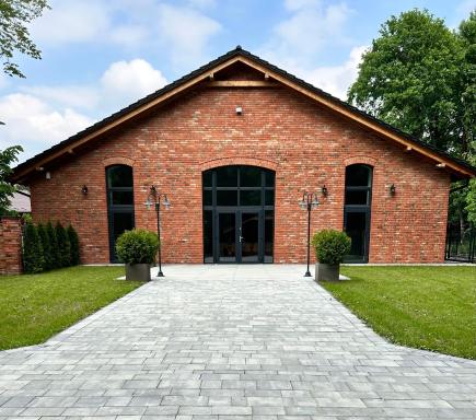 Red Barn - Housity