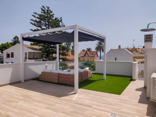 Brand New Sea View apartment - 50m from the sea - Housity