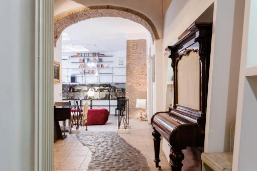 Navona Glamour Apartment - Housity
