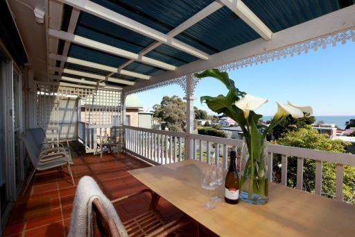 Sunset Balcony Bass Coast Beach House - Housity
